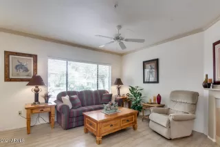 Photo #5: 6186239 Listing