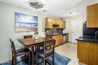 Photo #5: 6186274 Listing