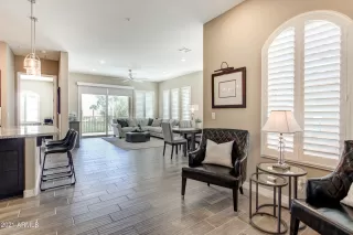 Photo #5: 6186308 Listing 