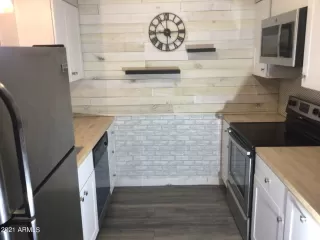 Photo #1: 6186334 Listing 