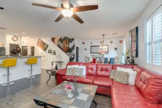 Photo #2: 6186421 Listing