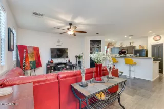 Photo #3: 6186421 Listing