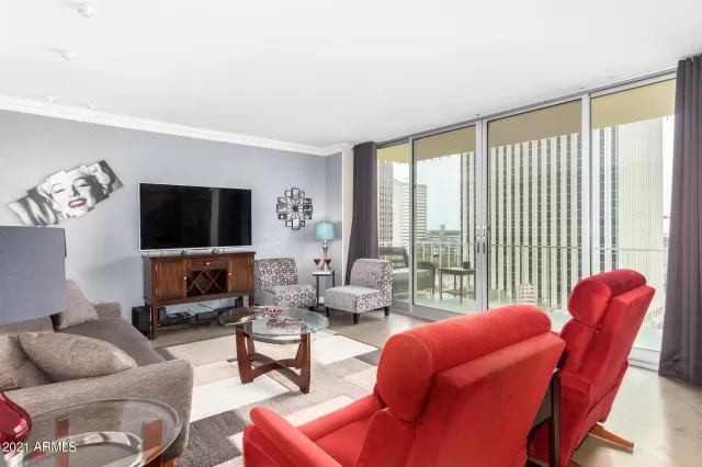 MLS: 6186489 Condo For Sale