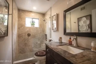 Photo #6: 6186497 Listing