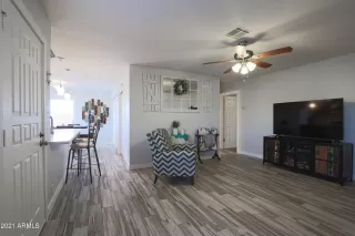 Photo #4: 6186562 Listing