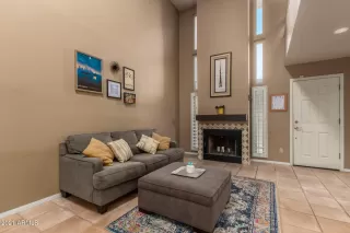 Photo #4: 6186691 Listing