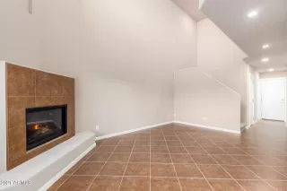 Photo #6: 6186698 Listing 