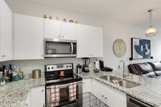 Photo #6: 6186734 Listing