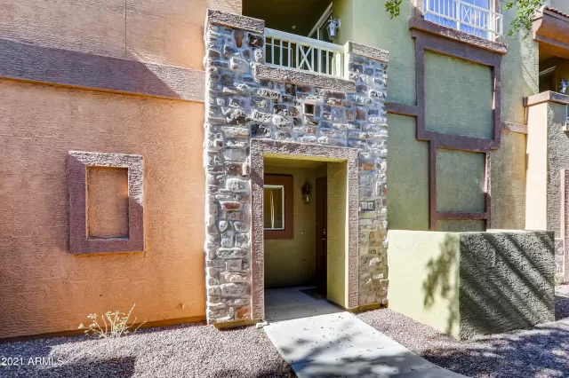 MLS: 6186832 Condo For Sale