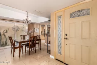 Photo #5: 6186918 Listing 