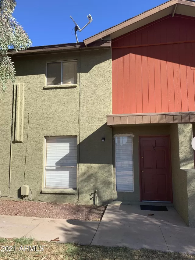 MLS: 6186922 Condo For Sale