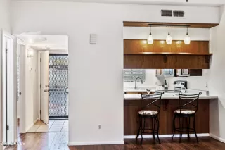 Photo #1: 6186967 Listing