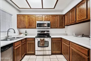 Photo #2: 6186967 Listing