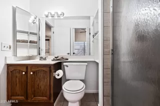 Photo #6: 6186967 Listing