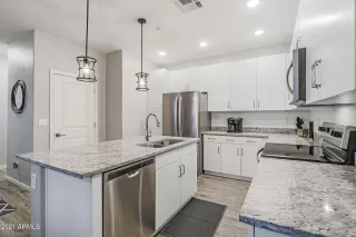 Photo #5: 6186992 Listing