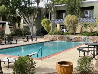 Photo #2: 6187007 Listing