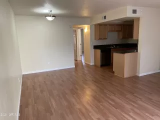 Photo #6: 6187007 Listing