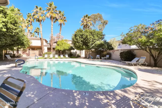 MLS: 6187091 Condo For Sale