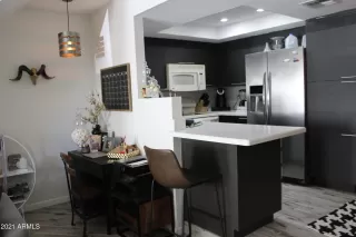 Photo #4: 6187250 Listing