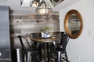 Photo #5: 6187250 Listing