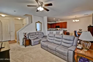 Photo #5: 6187424 Listing