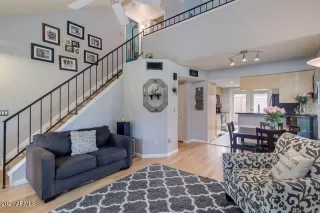 Photo #1: 6187427 Listing