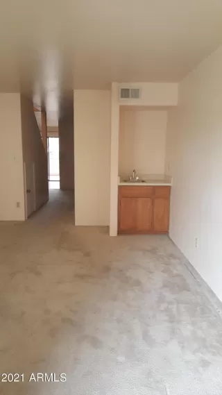 Photo #2: 6187671 Listing 