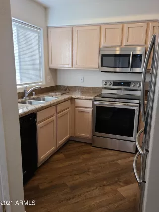 Photo #6: 6187673 Listing