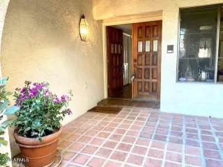 Photo #2: 6187717 Listing 