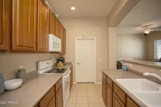 Photo #4: 6187753 Listing