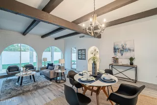 Photo #6: 6187920 Listing 