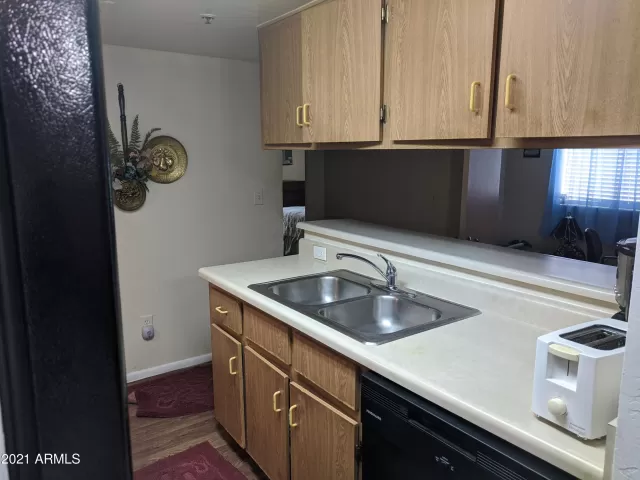 MLS: 6187983 Condo For Sale