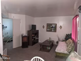 Photo #3: 6187983 Listing 