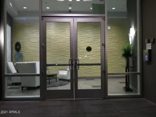 Photo #2: 6188058 Listing 