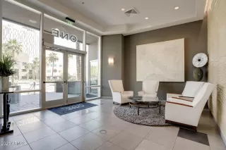 Photo #5: 6188058 Listing 