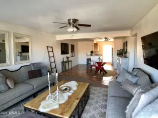 Photo #2: 6188114 Listing