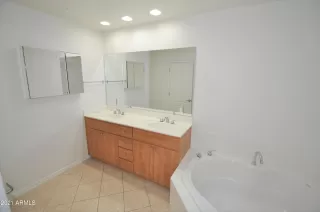 Photo #3: 6188485 Listing 