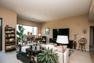Photo #5: 6188500 Listing 
