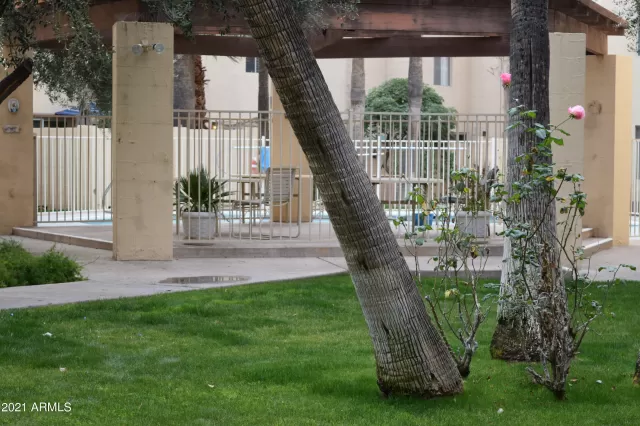 MLS: 6188561 Condo For Sale