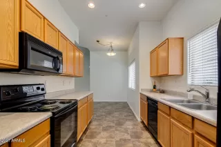 Photo #6: 6188724 Listing