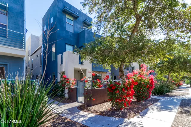 MLS: 6188904 Condo For Sale