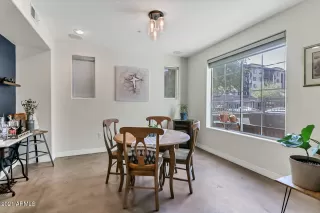 Photo #6: 6188904 Listing