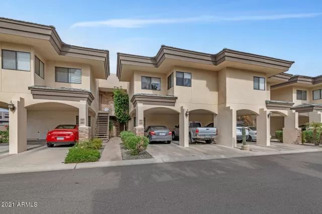 MLS: 6188982 Condo For Sale