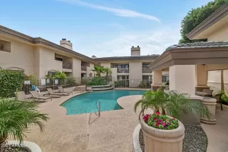 Photo #5: 6188982 Listing