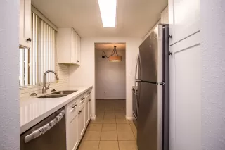 Photo #5: 6189147 Listing 