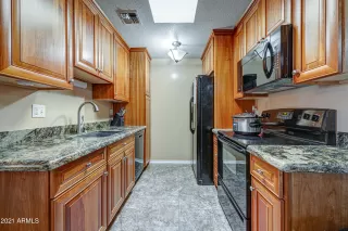 Photo #4: 6189159 Listing