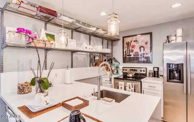 MLS: 6189268 Condo For Sale