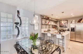 Photo #5: 6189268 Listing 