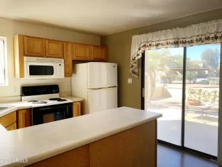 Photo #5: 6189583 Listing