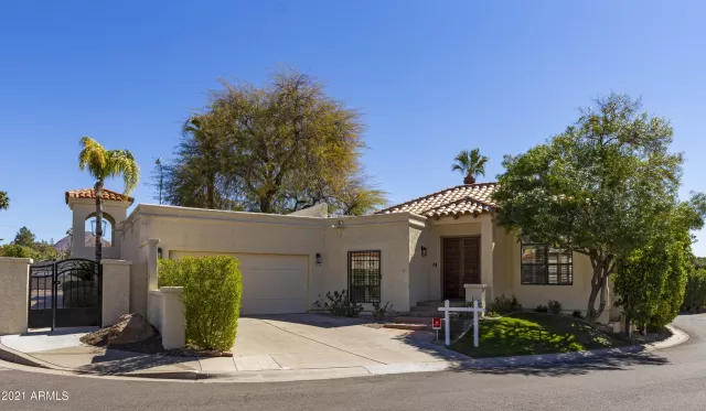 MLS: 6189621 Condo For Sale